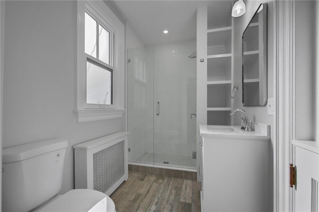 350 Broadway Property Photo 20