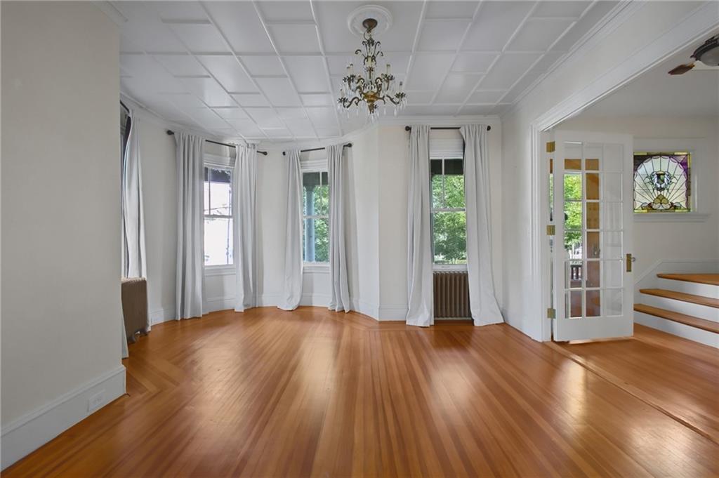 350 Broadway Property Photo 21