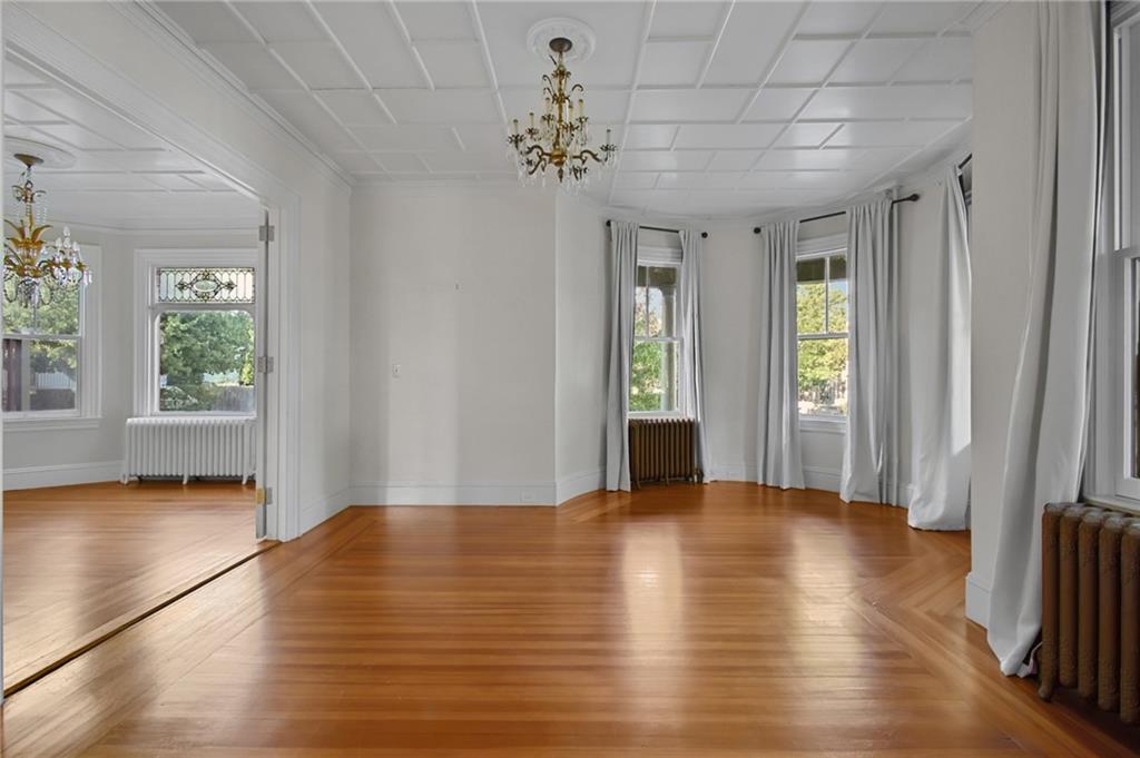 350 Broadway Property Photo 23