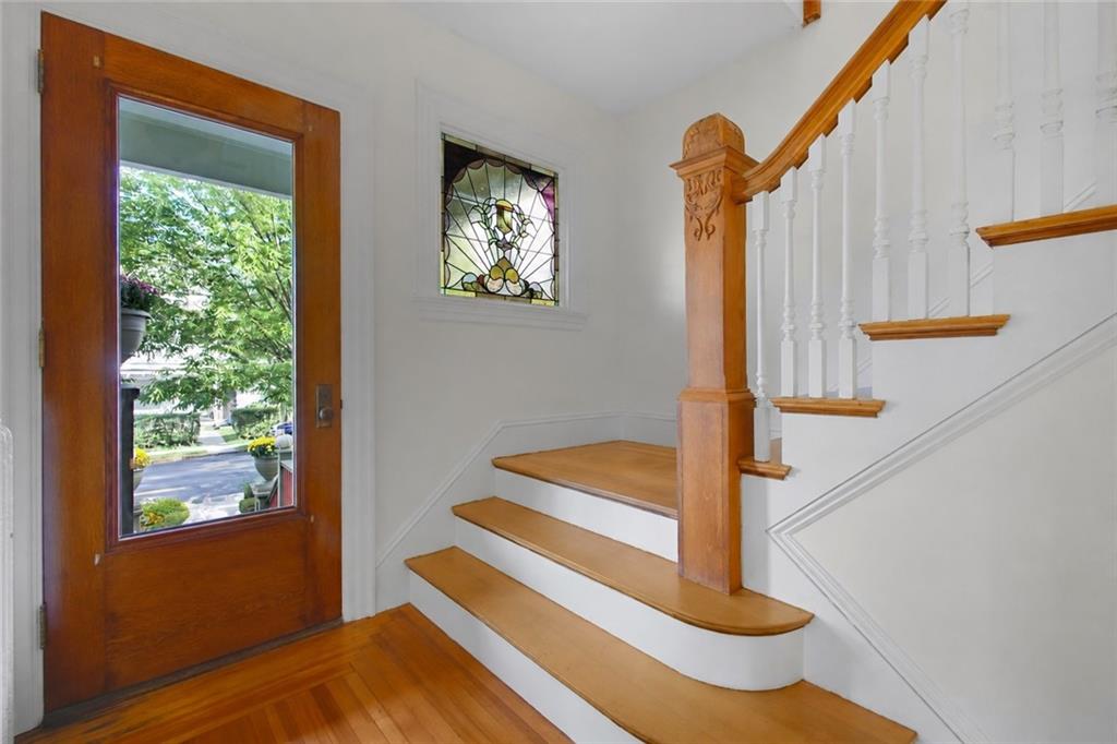 350 Broadway Property Photo 27