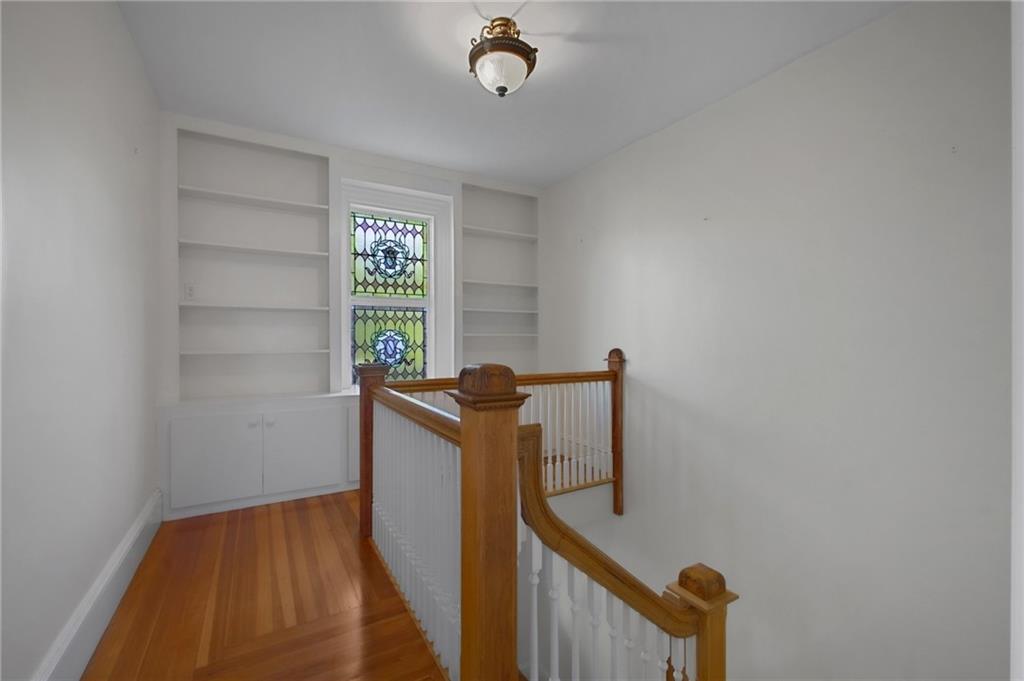 350 Broadway Property Photo 29