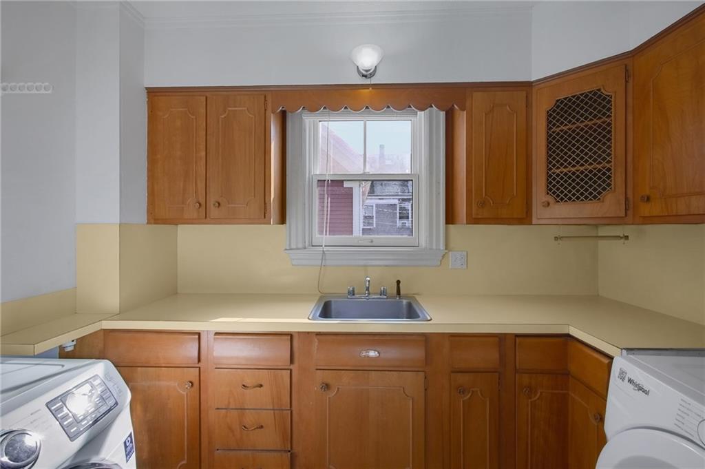 350 Broadway Property Photo 37