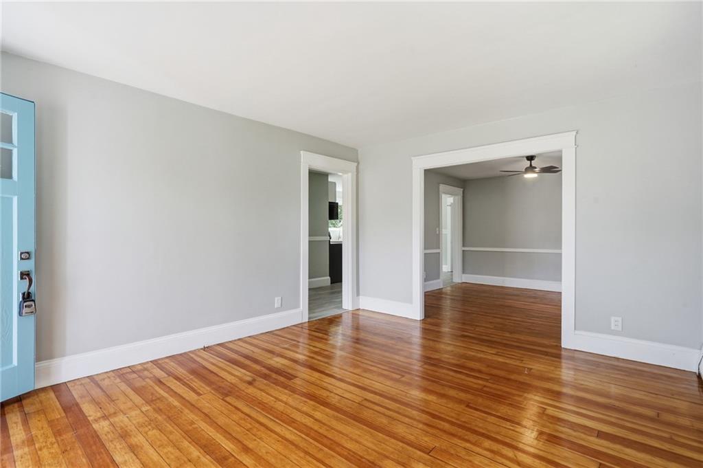 41 Custer Street Property Photo 9