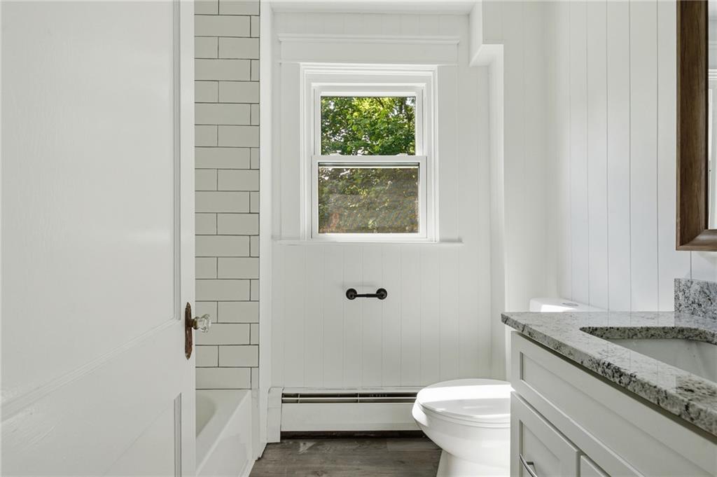 41 Custer Street Property Photo 17