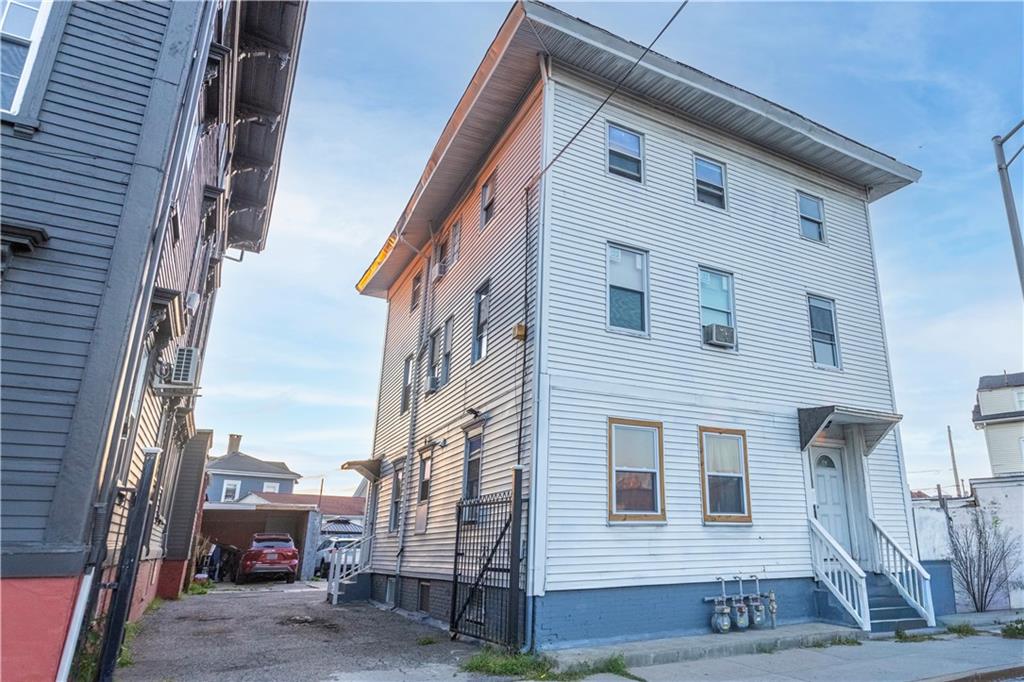 119 Elmwood Avenue Property Photo 1