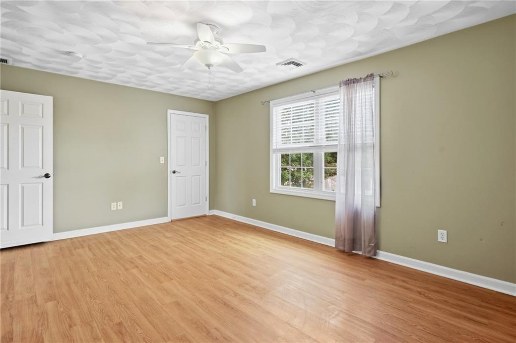 87 North Bend Street Unit 3 Property Photo 17