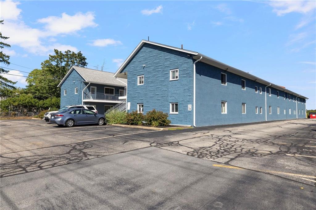 94 Cowesett Avenue Unit 19 Property Photo 1