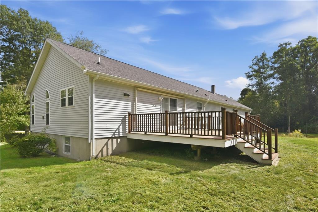 2037 Crandall Road Property Photo 2