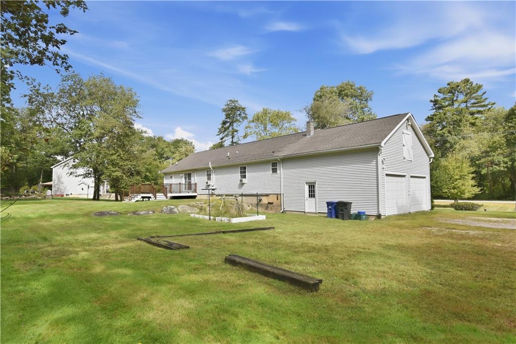 2037 Crandall Road Property Photo 3