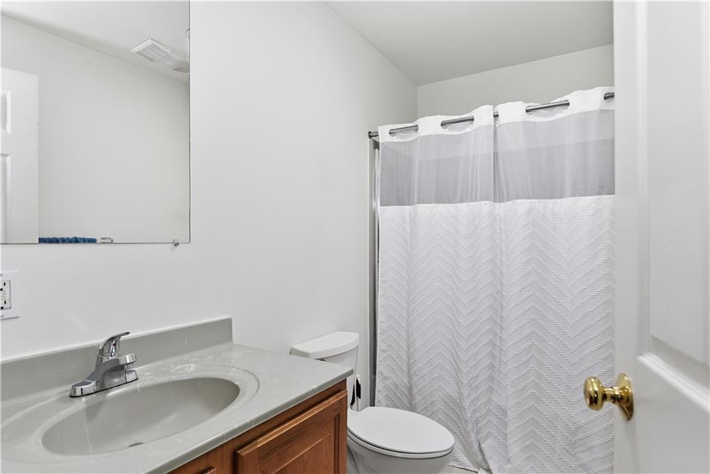 2037 Crandall Road Property Photo 24