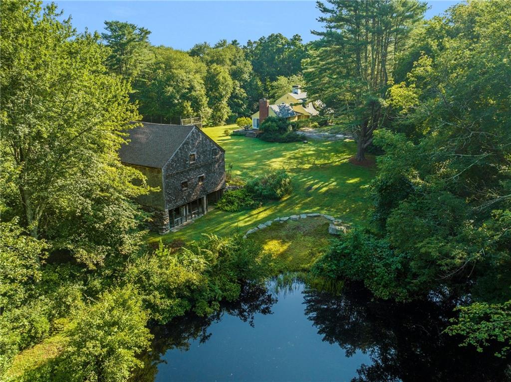 941 Carrs Pond Road Property Photo 3