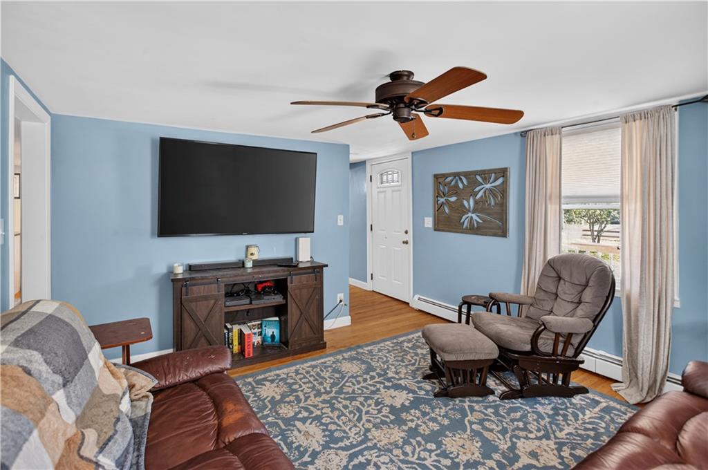 251 Buxton Street Property Photo 11