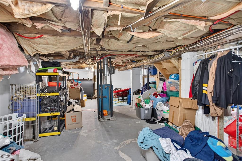 251 Buxton Street Property Photo 37
