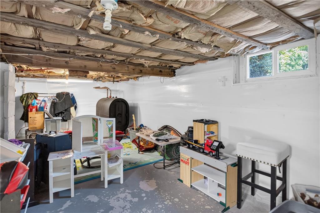 251 Buxton Street Property Photo 42