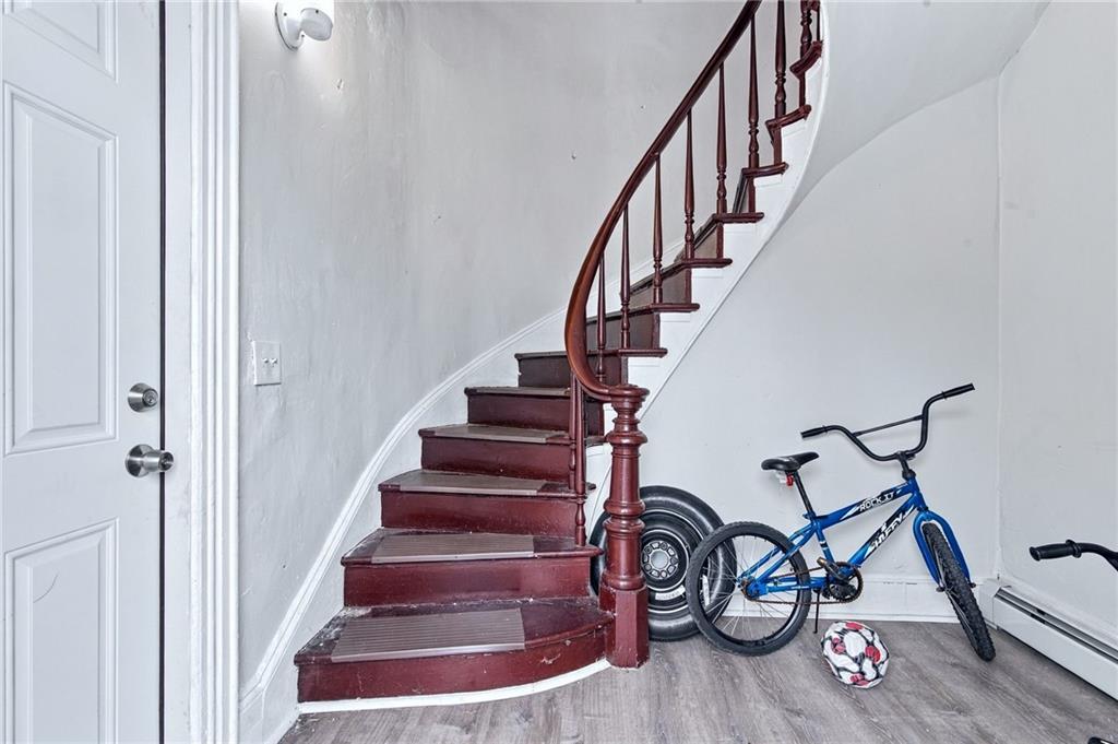 145 Julian Street Property Photo 2