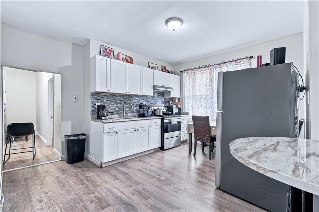 145 Julian Street Property Photo 4