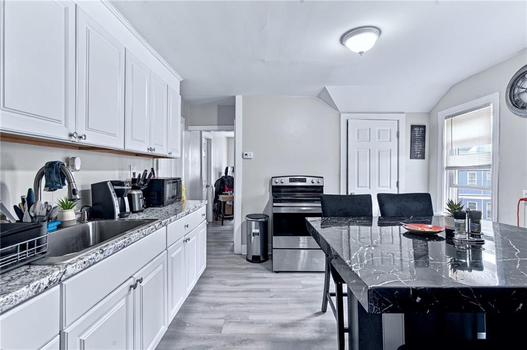 145 Julian Street Property Photo 24
