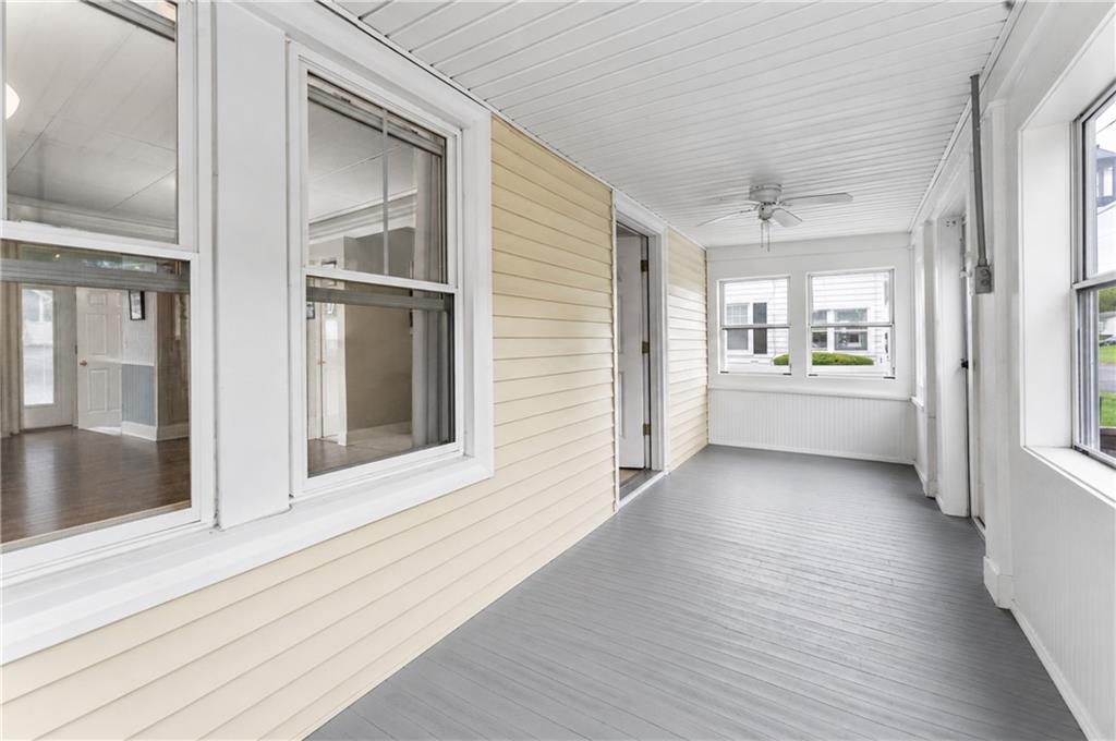 34 Kent Avenue Property Photo 7