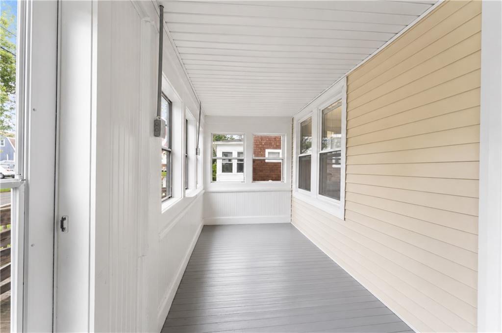 34 Kent Avenue Property Photo 8