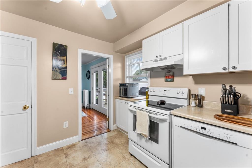 34 Kent Avenue Property Photo 18
