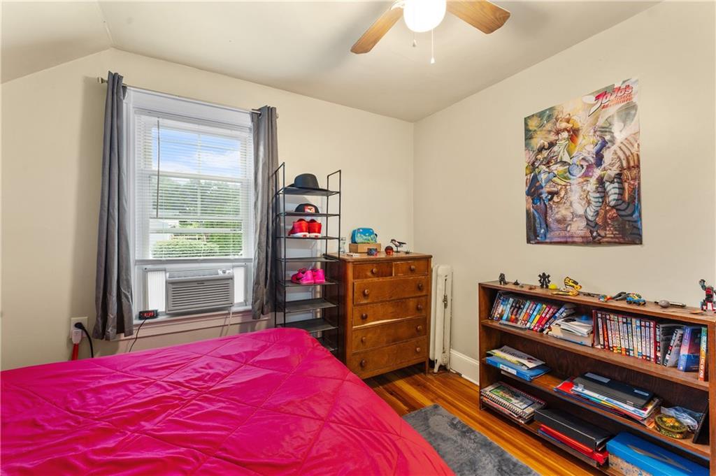 34 Kent Avenue Property Photo 27