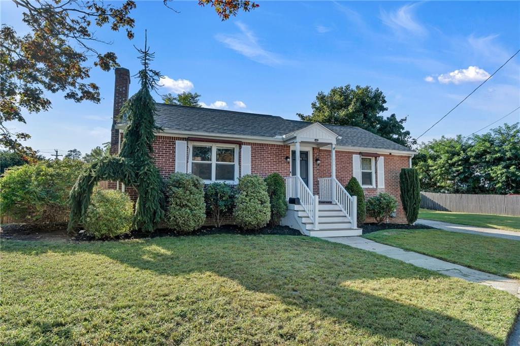 204 Knollwood Avenue Property Photo 1