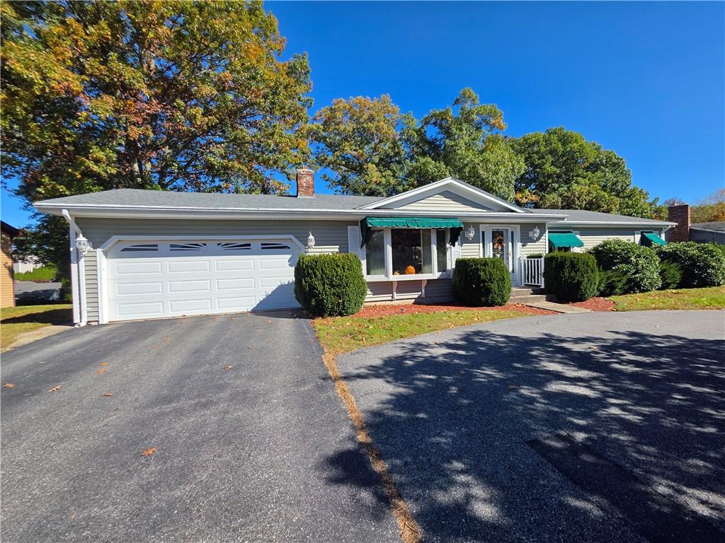 19 Roger Williams Drive Property Photo 1