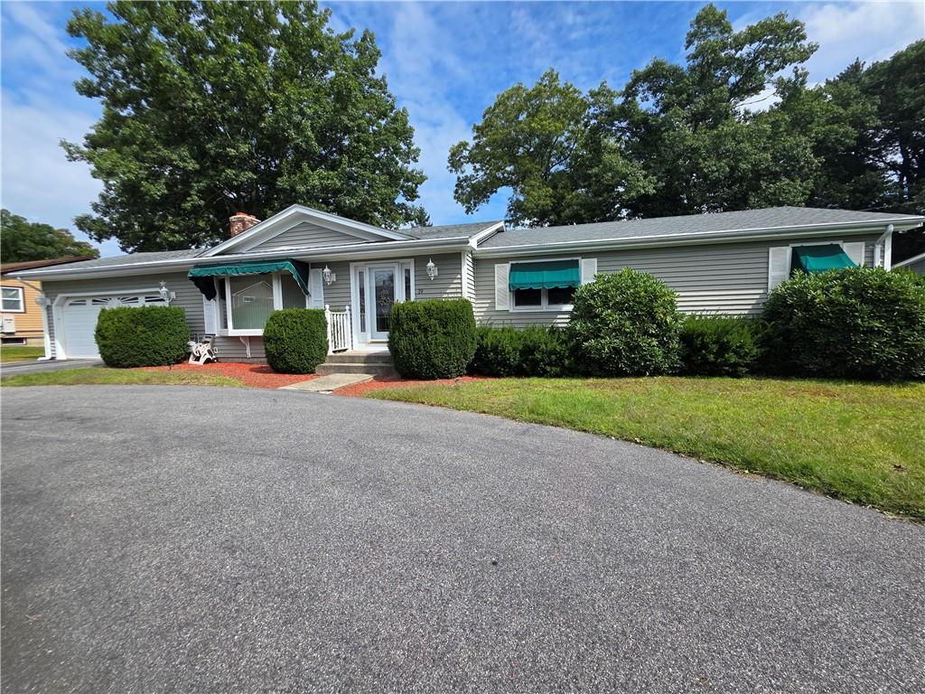 19 Roger Williams Drive Property Photo 1