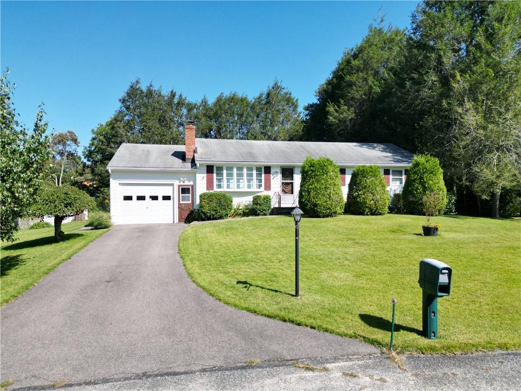 10 Brookdale Drive Property Photo 2