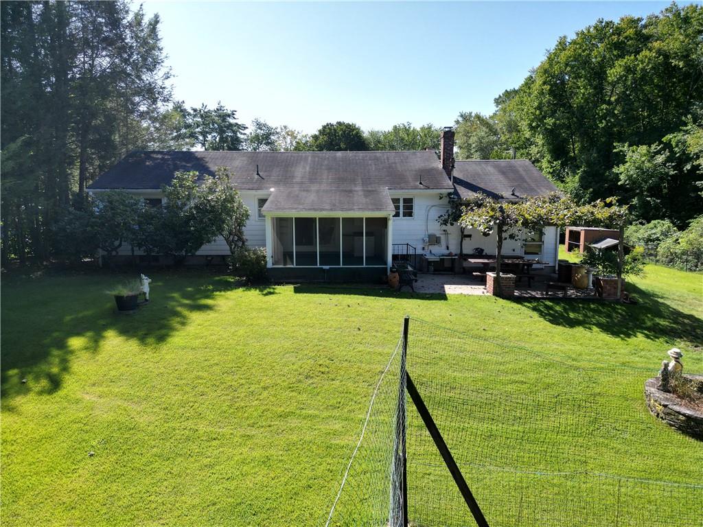 10 Brookdale Drive Property Photo 7
