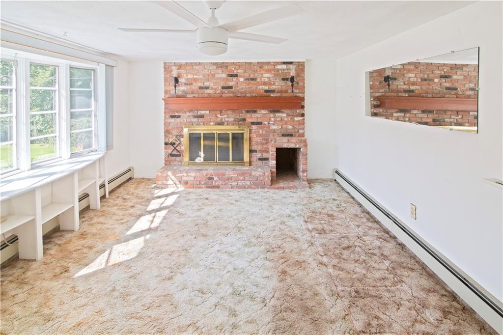 10 Brookdale Drive Property Photo 8