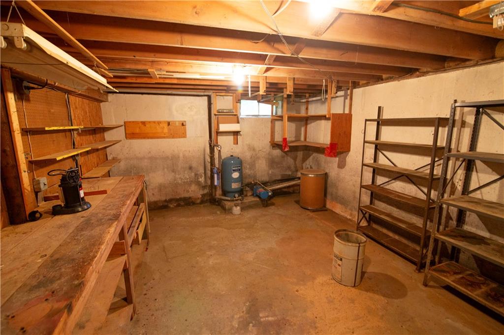 10 Brookdale Drive Property Photo 30