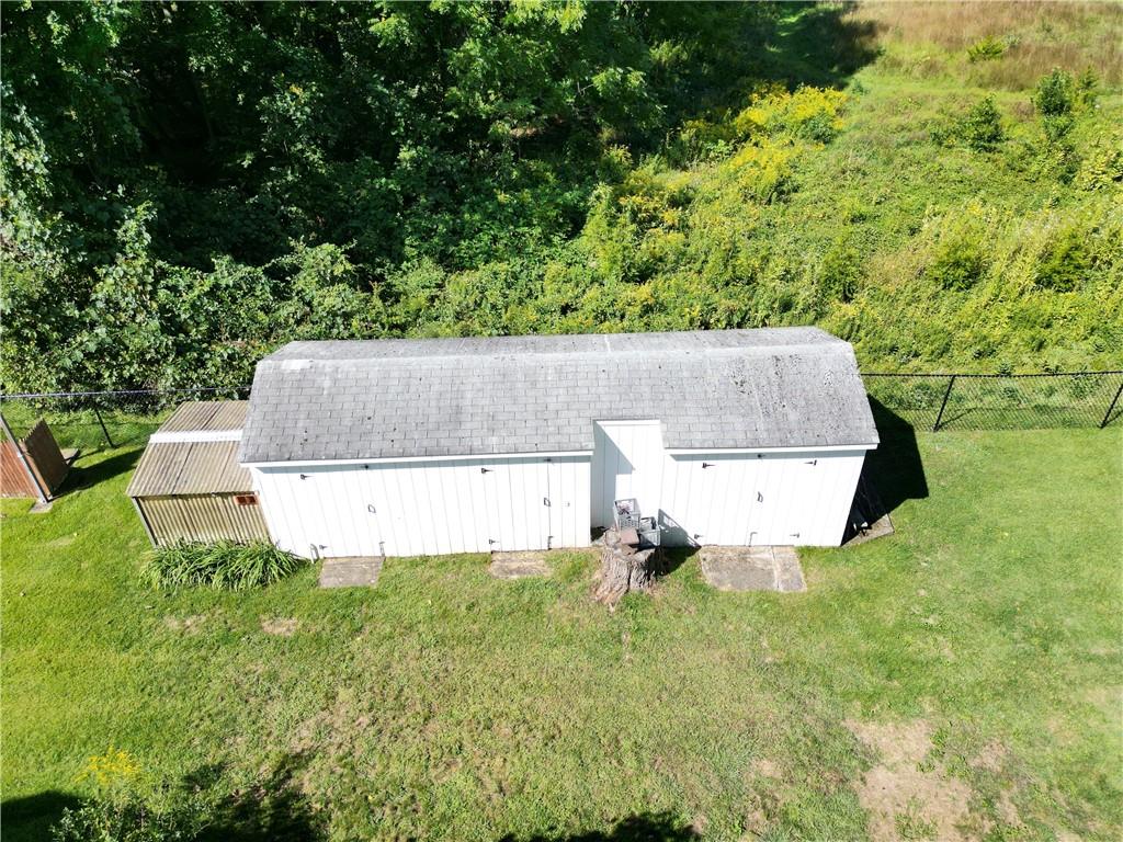 10 Brookdale Drive Property Photo 33