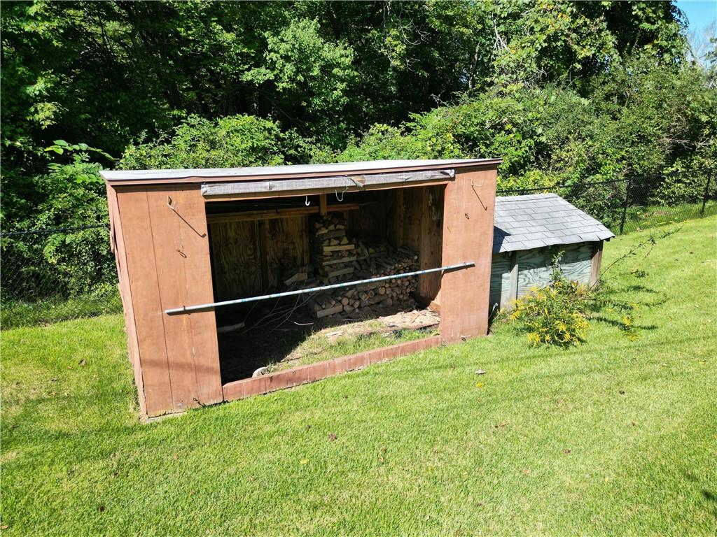 10 Brookdale Drive Property Photo 34