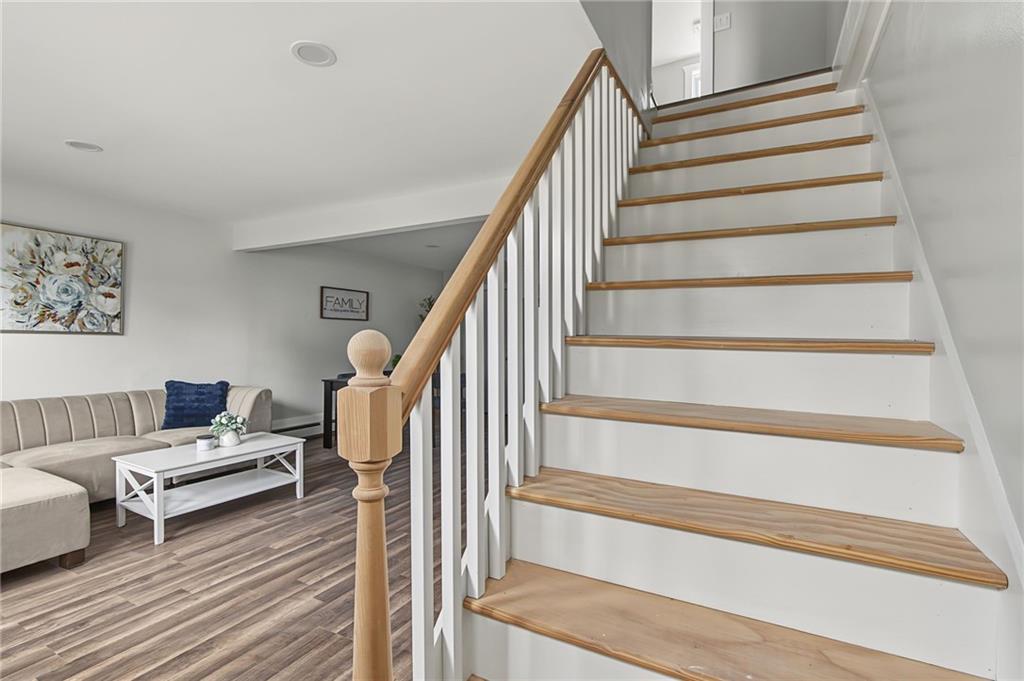 42 Sisson Street Property Photo 7