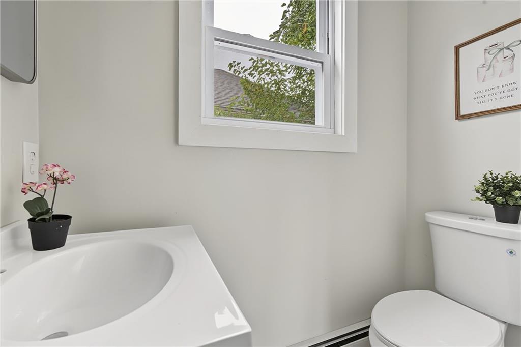 42 Sisson Street Property Photo 8