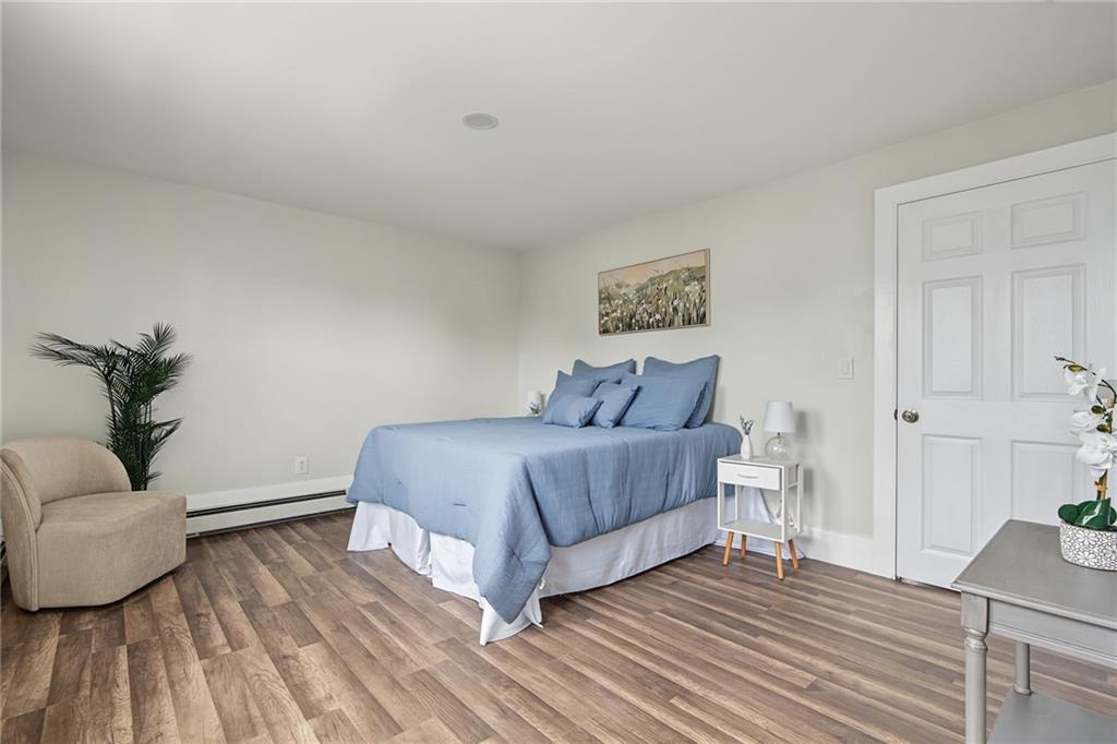 42 Sisson Street Property Photo 10