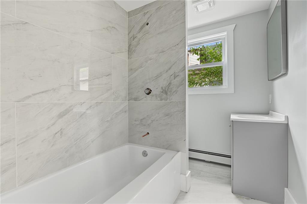 42 Sisson Street Property Photo 21