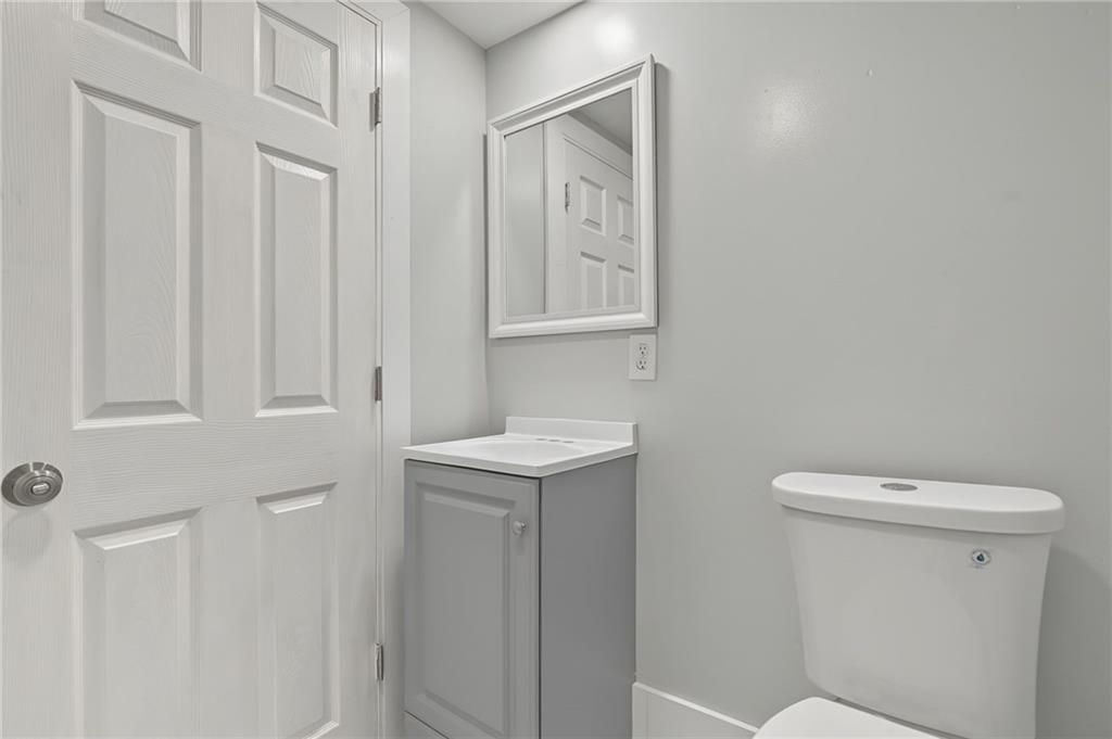 42 Sisson Street Property Photo 30