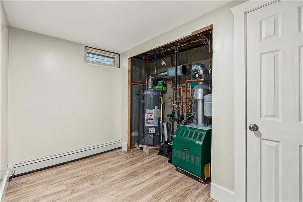 42 Sisson Street Property Photo 32