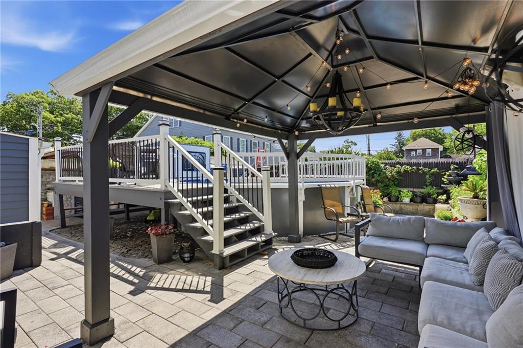 168 Ohio Avenue Property Photo 4
