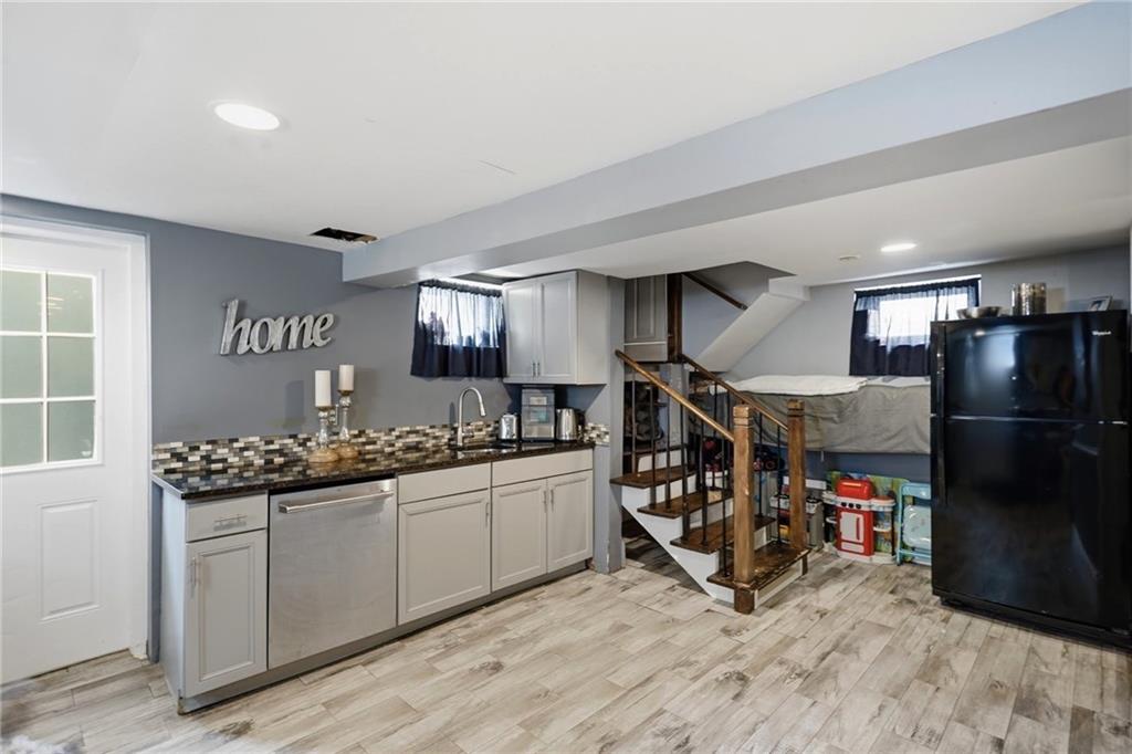 168 Ohio Avenue Property Photo 29