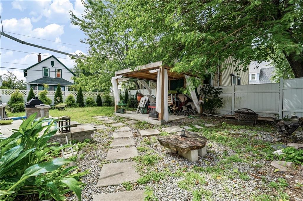 279 Smith Street Property Photo 24