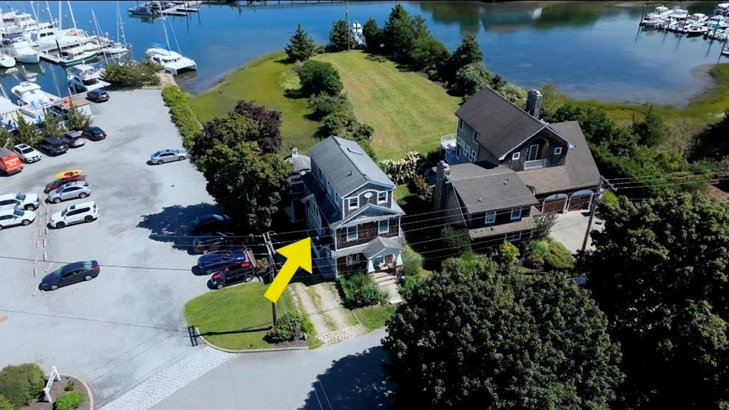 61 Esmond Avenue Property Photo 6
