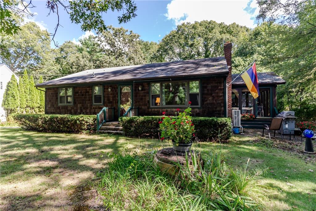 3776 S County Trail Property Photo 2