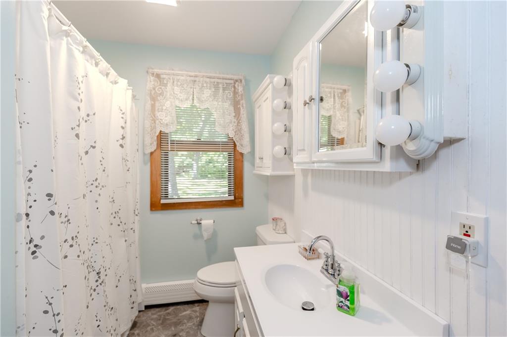 3776 S County Trail Property Photo 24