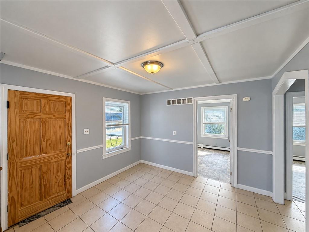 84 Seamans Street Property Photo 4
