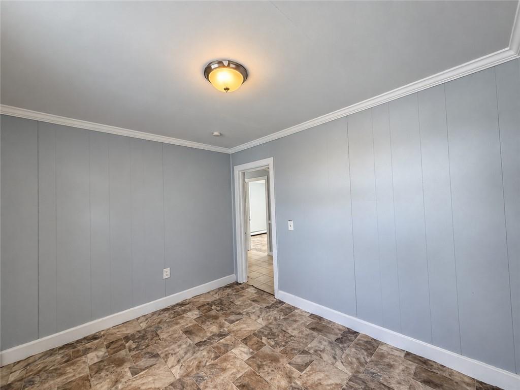 84 Seamans Street Property Photo 8