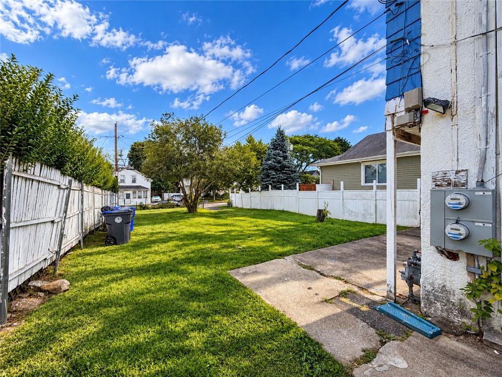 84 Seamans Street Property Photo 17