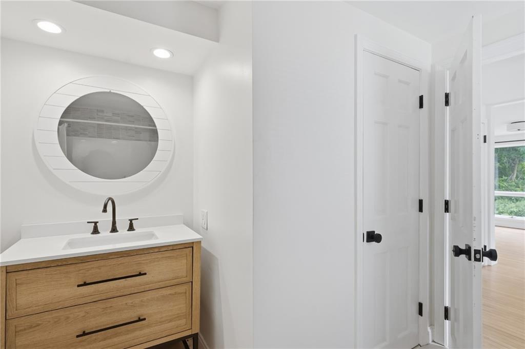 51 Terrace Avenue Property Photo 18